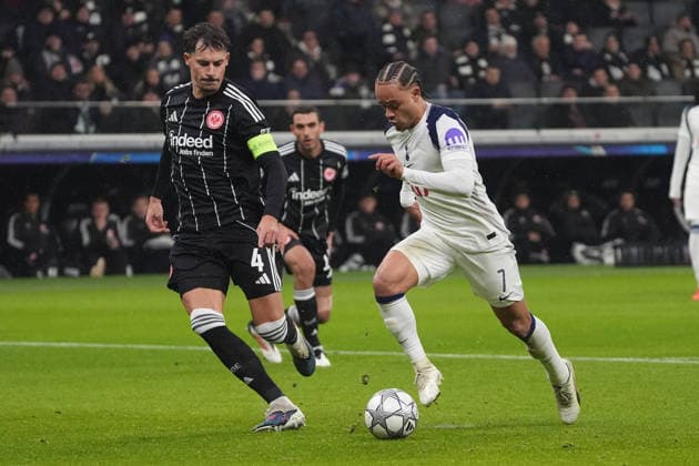 Xavi Simons Tottenham Hotspur, 7 vs Robin Koch Eintracht Frankfurt Frankfurt 28 01 2026 Eintracht Frankfurt vs Tottenham Hotspurs, Deutsche Bank Park, Matchday 8 Champions League