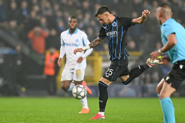 260127 Club Brugge vs Marseille Aleksandar Stankovic (25) of Club Brugge pictured in action during the Uefa Champions League 8th matchday in the League phase game in season 2025 - 2026 between Club Brugge KV and Olympique de Marseille on January 28 , 2026 in Brugge, Belgium. (Photo by David Catry Isosport) Brugge Belgium  Copyright: xDavidxCatryx 20260128DC2_7830