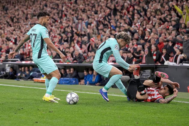 UEFA Champions League Athletic Club vs Sporting Clube de Portugal Luis Suarez and Maximiliano Araujo of Sporting Clube de Portugal and Yuri Berchiche of Athletic Club in action during Champions League 2025-26 League phase match between Athletic Club and Sporting Clube de Portugal at San mames stadium. Bilbo (Basque Country). January 28, 2026. (Gari Garaialde Bostok Photo) Bilbao Bizkaia Spain Editorial Use Only  Copyright: xGarikoitzxGaraialdex xBostokxPhotox Bostok Photo GarixGaraialdex GG2601280237