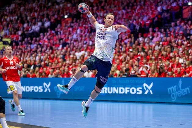 28 01 2026, Handball, Men s EHF EURO 2026, Denmark Norway, Jyske Bank Boxen in Herning, Denmark, Main Round Sander Sagosen Norway 05 Denmark