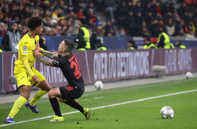 v l Tajon Buchanan Villarreal CF 17 , Aleix Garcia Bayer Leverkusen, 24 GER, Bayer 04 Leverkusen vs Villarreal CF, Football, Champions League, Matchday 8, Season 2025 2026, 28 01 2026 GER, Bayer 04 Leverkusen vs Villarreal CF, Football, Champions League, Matchday 8, Season 2025 2026, 28 01 2026 Leverkusen Copyright: xEibner-Pressefotox xThomasxStoeckerx EP_TSR