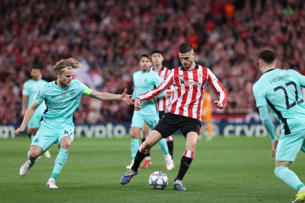 Athletic Club Bilbao vs Sporting CP 2025-26 UEFA Champions League, Bilbao, Spain, 28 January 2026. Oihan Sancet (Athletic Club) and Morten Hjulmand (Sporting Portugal) battle for the ball, Credit:Juan Lazkano Photobilbao Avalon Bilbao, Basque Country, Spain  Copyright: xJuanxLazkanoxPhotobilbaox xAvalonx 1070078524