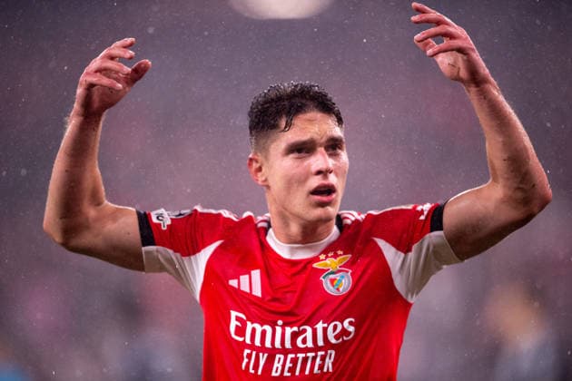 January 28, 2026, Lisbon, Lisbon, Portugal: LISBON, PORTUGAL - JANUARY 28: SUDAKOV of SL Benfica is seen pushing for fans support during the UEFA Champions League 2025 26 MD8 match between SL Benfica and Real Madrid CF, at Estadio do Lisboa e Benfica on January 28, 2026 in Lisbon, Portugal Lisbon Portugal - ZUMAl192 20260128_zsp_l192_028 Copyright: xMiguelxLemosx