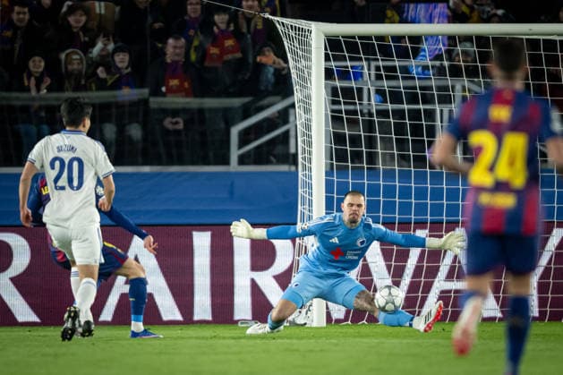 Goalkeeper Dominik Kotarski FC Copenhagen saves during a UEFA Champions League match between FC Barcelona and Copenhagen at Spotify Camp Nou in Barcelona, , Spain, on January 28 2026 Photo by Felipe Mondino Copyright: x@FELIPExMONDINOx