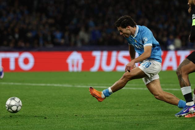 Napoli™s Antonio Vergara goal 1-1 during the UEFA Champions League football match between Napoli vs Chelsea - Champions League 2025 2026 - Diego Armando Maradona stadium January 28, 2026 Naples, Italy soccer  Copyright: xAlessandroxGarofalo LaPressex