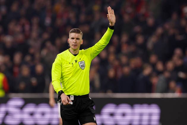 2026-01-28 AFC Ajax v Olympiacos FC - UEFA Champions League AMSTERDAM, NETHERLANDS - JANUARY 28: Referee Francois Letexier during the UEFA Champions League match between AFC Ajax and Olympiacos FC at Johan Cruijff ArenA on January 28, 2026 in Amsterdam, Netherlands. Amsterdam Johan Cruijff ArenA Netherlands Content not available for redistribution in The Netherlands directly or indirectly through any third parties. Copyright: xBenxGalx