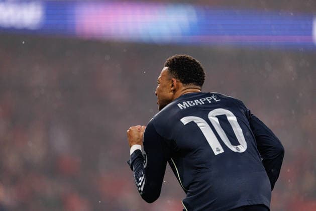 Kylian Mbappe seen celebrating after scoring goal during Champions League phase game between SL Benfica and Real Madrid CF (Maciej Rogowski Ball Raw Images) Lisbon Estadio da Luz Portugal Copyright: xMaciejxRogowskix maciejrogowski_benfica_realmadrid_2526-26