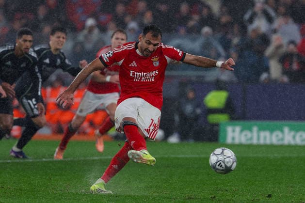 FBL UEFA Champions League 2025 26 SL Benfica Real Madrid Vangelis Pavlidis S L Benfica scores the goal to 2 1 during the UEFA Champions League 2025 26 League Phase MD8 match between Sport Lisboa e Benfica and Real Madrid at Estadio da Luz on Wednesday 28 January 2026 in Lisbon, Portugal Copyright: JoaquimxFerreira