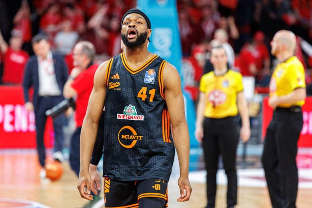 Lloyd Pandi Rasta Vechta, 41 , single image, single photo, portrait, portrait, disappointed, disappointment, negative emotions, negative emotion, end of game, BMA365 Bamberg Baskets vs Rasta Vechta, Basketball, easyCredit BBL, 2 Matchday, 28 01 2026 BMA365 Bamberg Baskets vs Rasta Vechta, Basketball, easyCredit BBL, 2 Matchday, 28 01 2026 Bamberg Copyright: xEibner-Pressefoto G.xSantemizx EP_EER