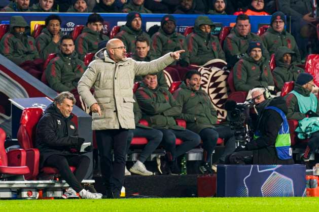 Head Coach Peter Bosz of PSV Eindhoven gestures PSV Eindhoven v FC Bayern Munchen, UEFA Champions League 2025 26 League Phase MD8, PSV Eindhoven v FC Bayern Munchen, PSV Stadion, January 28, 2026, Eindhoven, Netherlands.
