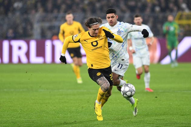 Fabio Silva Borussia Dortmund and Luis Henrique FC Internazionale in a duel during the UEFA Champions League 2025 26, Matchday 8 League Phase match between Borussia Dortmund and Inter Milan, BVB Stadion on January 28, 2026 in Dortmund, Germany, Germany Photo by Ralf Treese DeFodi Images Fabio Silva Borussia Dortmund and Luis Henrique FC Internazionale battle for the ball during the UEFA Champions League 2025 26 League Phase MD8 match between Borussia Dortmund and FC Internazionale Milano at BVB Stadion Dortmund on January 28, 2026 in Dortmund, Germany Photo by Ralf Treese DeFodi Images