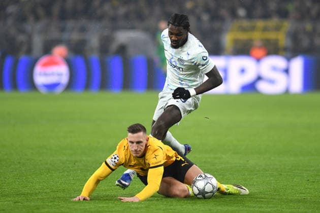 Nico Schlotterbeck Borussia Dortmund and Marcus Thuram FC Internazionale in a duel during the UEFA Champions League 2025 26, Matchday 8 League Phase match between Borussia Dortmund and Inter Milan, BVB Stadion on January 28, 2026 in Dortmund, Germany, Germany Photo by Ralf Treese DeFodi Images Nico Schlotterbeck Borussia Dortmund and Marcus Thuram FC Internazionale battle for the ball during the UEFA Champions League 2025 26 League Phase MD8 match between Borussia Dortmund and FC Internazionale Milano at BVB Stadion Dortmund on January 28, 2026 in Dortmund, Germany Photo by Ralf Treese DeFodi Images