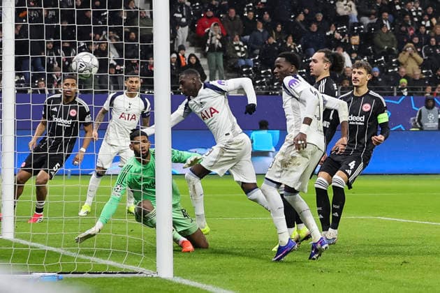 0 1 Goal for Tottenham Hotspur by Randal Kolo Muani Tottenham Hotspur, 39 , Germany, Football, UEFA Champions League, Matchday 8, 2025 2026, Eintracht Frankfurt vs Tottenham Hotspur, 28 01 2026, Frankfurt am Main Deutsche Bank Park Germany Copyright: xGrantxHubbsx
