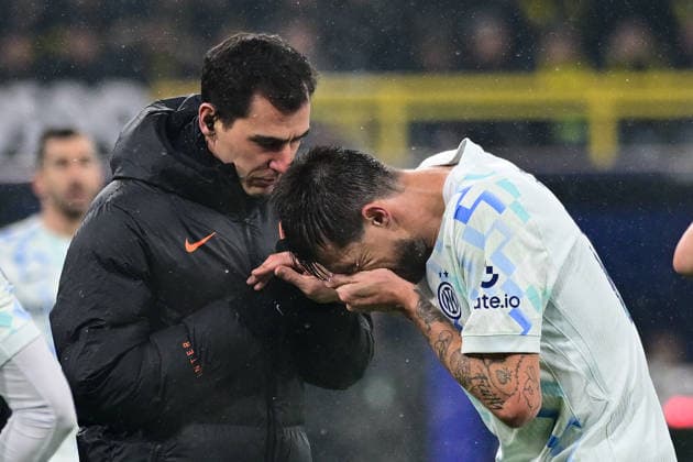 Francesco Acerbi FC Internazionale Milano, 15 injured, Borussia Dortmund vs Inter Milan, Football, Champions League, Group stage, Matchday 8, 28 01 2026 Dortmund North Rhine-Westphalia Germany Copyright: xkolbert-press MarcxNiemeyerx