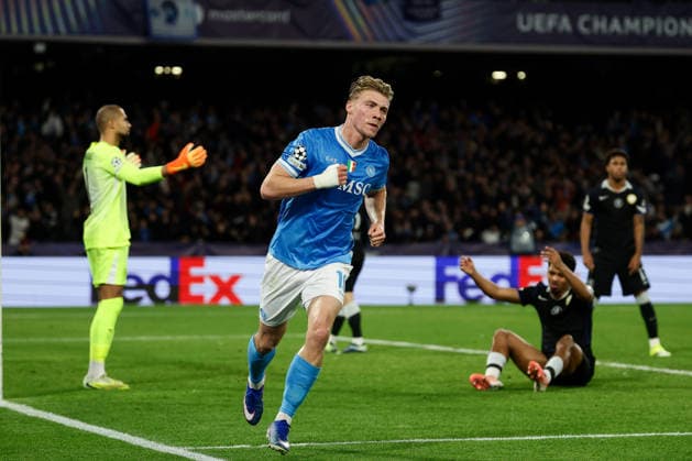 Napoli™s Rasmus Hojlund celebrates after scoring goal 2-1 during the UEFA Champions League football match between Napoli vs Chelsea - Champions League 2025 2026 - Diego Armando Maradona stadium January 28, 2026 Naples, Italy soccer  Copyright: xAlessandroxGarofalo LaPressex