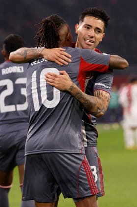 2026-01-28 AFC Ajax v Olympiacos FC - UEFA Champions League AMSTERDAM, NETHERLANDS - JANUARY 28: Gelson Martins of Olympiacos FC celebrating his teams 1st goal with Francisco Ortega of Olympiacos FC during the UEFA Champions League match between AFC Ajax and Olympiacos FC at Johan Cruijff ArenA on January 28, 2026 in Amsterdam, Netherlands. Amsterdam Johan Cruijff ArenA Netherlands Content not available for redistribution in The Netherlands directly or indirectly through any third parties. Copyright: xBenxGalx