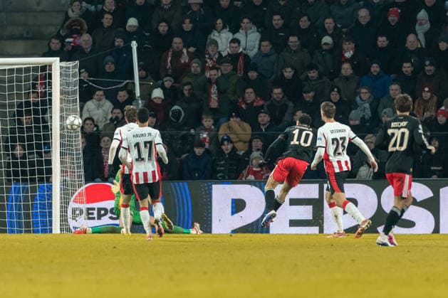 Jamal Musiala FC Bayern München scores his team s first goal during the UEFA Champions League 2025 26 League Phase MD8 match between PSV Eindhoven and FC Bayern München at PSV Stadion on January 28, 2026 in Eindhoven, Netherlands