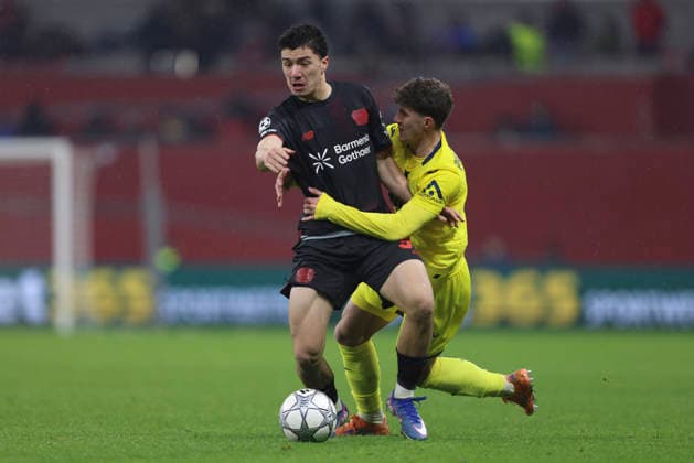 Ibrahim Maza Bayer 04 Leverkusen and Pau Navarro Villarreal CF battle for the ball during the UEFA Champions League 2025 26 League Phase MD8 match between Bayer 04 Leverkusen and Villarreal CF at BayArena on January 28, 2026 in Leverkusen, Germany Photo by Oliver Kaelke DeFodi Images