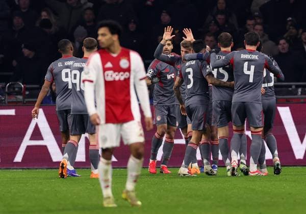 Olympiacos Piraeus players celebrate the goal during the match AFC Ajax Amsterdam vs Olympiacos Piraues at the Johan Cruijff ArenA for the UEFA Champions League season 2025 2026 in AMSTERDAM, Netherlands on 28 january 2026 Photo by Peter Lous EYE4IMAGES