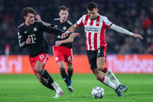 Soccer Champions League matchday 8 PSV Eindhoven FC Bayern Munich on 28 01 2026 at Philips Stadium in Eindhoven Tom Bischof Munich , left Ivan Perisic Eindhoven , right xJRx