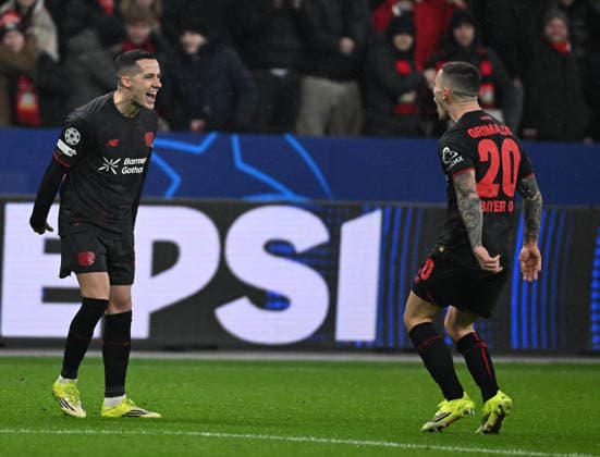 28 01 2025, xophax, Soccer , UEFA Champions League , 2025 2026 , Bayer Leverkusen vs FC Villarreal After the 3 to 0 for Bayer Lucas Vazquez , left and scorer Alejandro Grimaldo , right Bayer 04 Leverkusen Leverkusen
