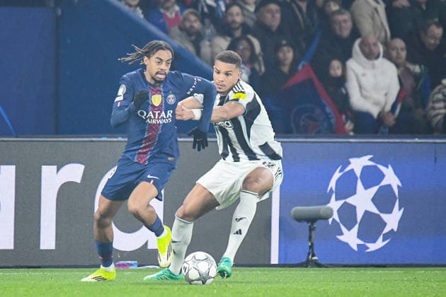 FOOTBALL : Paris Saint Germain vs Newcastle United - Ligue des Champions - Phase de Ligue - JournÃ e 8 - 28 01 2026 Bradley Barcola (Paris SG) Malick Thiaw (Newcastle United) ParisFrance  Copyright: xBaptistexAutissierx