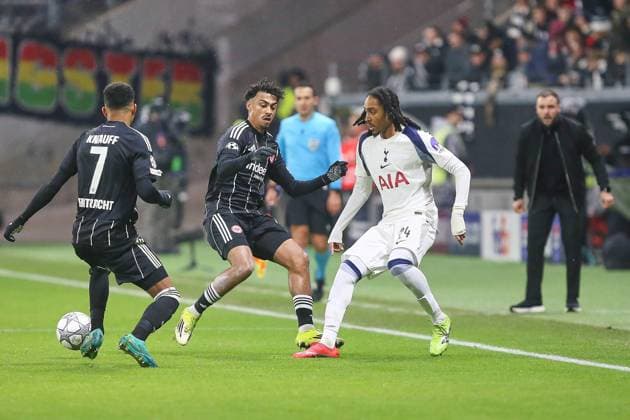 Frankfurt Main, Hesse, Germany, 28 01 2026 Waldstadion Deutsche Bank Park UEFA Champions League 2025 26 Eintracht Frankfurt Tottenham Hotspur Ansgar Knauff 7, Eintracht Frankfurt , Nathaniel Brown 21, Eintracht Frankfurt , Djed Spence 24, Tottenham , in the background Frankfurt transition coach Dennis Schmitt Copyright: xdtsxNachrichtenagenturx dts_104018