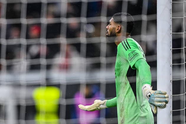 Goalkeeper Kaua Santos Eintracht Frankfurt gestures during the UEFA Champions League 2025 26 League Phase MD8 match between Eintracht Frankfurt and Tottenham Hotspur at Frankfurt Stadion on January 28, 2026 in Frankfurt am Main, Germany Photo by Harry Langer DeFodi Images