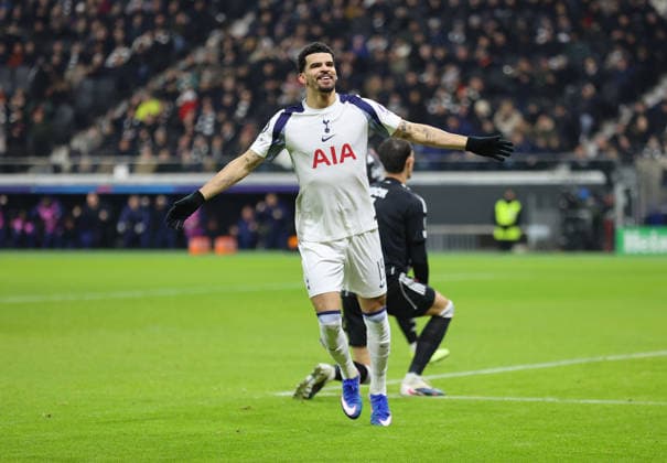 28 01 2026, Football UEFA Champions League, Eintracht Frankfurt Tottenham Hotspur, emonline, emspor, v l , Goal celebration, celebrate the goal 0 2 by Dominic Solanke Tottenham Hotspur , Goal celebration, celebrate the goal DFL DFB REGULATIONS PROHIBIT ANY USE OF PHOTOGRAPHS AS IMAGE SEQUENCES AND OR QUASI VIDEO xdcx Copyright: HMBxMedia Claus
