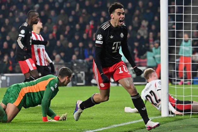 28 01 2026, xjrdrx, Football UEFA Champions League, PSV Eindhoven FC Bayern Muenchen v l Torjubel nach dem Tor zum celebrating the goal celebrate 0 1 durch Jamal Musiala FC Bayern Muenchen DFL DFB REGULATIONS PROHIBIT ANY USE OF PHOTOGRAPHS as IMAGE SEQUENCES and or QUASI VIDEO Eindhoven