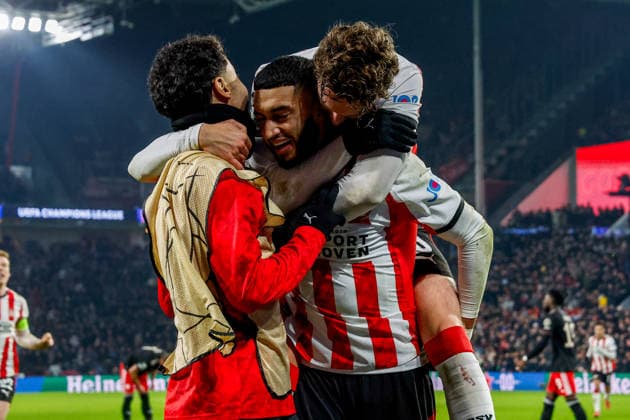 2026-01-28 PSV Eindhoven v FC Bayern Munich - UEFA Champions League 2025 26 League Phase MD8 EINDHOVEN, NETHERLANDS - JANUARY 28: Ismael Saibari of PSV Eindhoven celebrates with teammates after scoring his teams first goal during the UEFA Champions League 2025 26 League Phase MD8 match between PSV Eindhoven and FC Bayern Munich at Philips Stadion on January 28, 2026 in Eindhoven, Netherlands. Eindhoven Philips Stadion Netherlands Content not available for redistribution in The Netherlands directly or indirectly through any third parties. Copyright: xBroerxvanxdenxBoomx