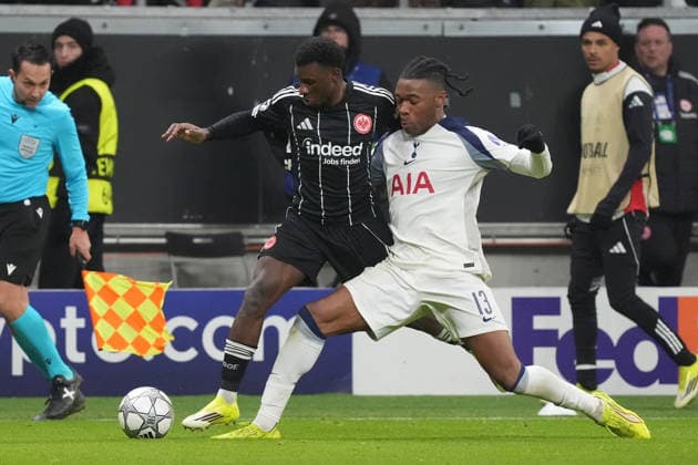 Destiny Udogie Tottenham Hotspur, 13 vs Aurelio Buta Eintracht Frankfurt Frankfurt 28 01 2026 Eintracht Frankfurt vs Tottenham Hotspurs, Deutsche Bank Park, Matchday 8 Champions League