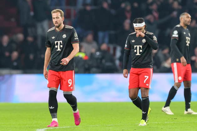 Harry Kane FC Bayern Muenchen and Serge Gnabry FC Bayern Muenchen look dejected, UEFA Champions League 2025 26 League Phase MD8, PSV Eindhoven v FC Bayern Muenchen, PSV Stadion on January 28, 2026 in Eindhoven, Netherlands Photo by Marco Steinbrenner DeFodi Images Harry Kane FC Bayern Muenchen and Serge Gnabry FC Bayern Muenchen look dejected, UEFA Champions League 2025 26 League Phase MD8, PSV Eindhoven v FC Bayern München, PSV Stadion, January 28, 2026 in Eindhoven, Netherlands Photo by Marco Steinbrenner DeFodi Images