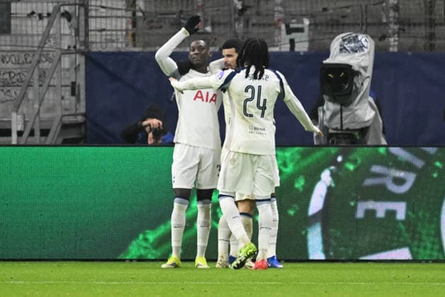 28 01 2026, xsltx, Football UEFA Champions League, Eintracht Frankfurt Tottenham Hotspur v l Torjubel nach dem Tor zum celebrating the goal celebrate 0 2 durch Dominic Solanke Tottenham Hotspur DFL DFB REGULATIONS PROHIBIT ANY USE OF PHOTOGRAPHS as IMAGE SEQUENCES and or QUASI VIDEO
