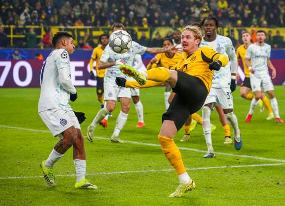 Football UEFA Champions League 2025 26, 8 Matchday League phase Borussia Dortmund vs Inter Milan Signal Iduna Park Stadion Dortmund Julian Brandt Borussia Dortmund, 10 Dortmund Copyright: xAymanxAlahmedx
