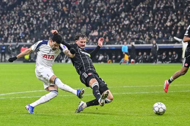 Dominic Solanke Tottenham Hotspur scores his team s second goal during the UEFA Champions League 2025 26 League Phase MD8 match between Eintracht Frankfurt and Tottenham Hotspur at Frankfurt Stadion on January 28, 2026 in Frankfurt am Main, Germany Photo by Harry Langer DeFodi Images