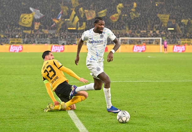 v l Emre Can Borussia Dortmund Marcus Thuram Inter Milan , Action, duel, Football Champions League, Borussia Dortmund Inter Milan, Matchday 8, on 28 01 2026 in Dortmund Germany UEFA regulations prohibit any use of photographs as image sequences and or quasi video Â