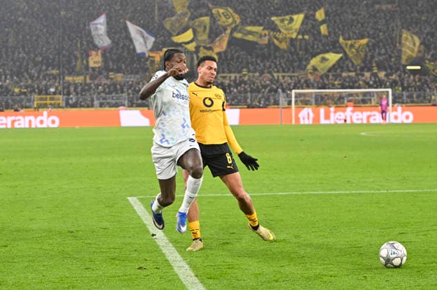 v l Marcus Thuram Inter Milan , Felix Nmecha Borussia Dortmund action, duel, Football Champions League, Borussia Dortmund Inter Milan, Matchday 8, on 28 01 2026 in Dortmund Germany UEFA regulations prohibit any use of photographs as image sequences and or quasi video Â