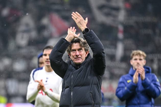 Coach Thomas Frank Tottenham Hotspur thanks the Supporters during the UEFA Champions League 2025 26 League Phase MD8 match between Eintracht Frankfurt and Tottenham Hotspur at Frankfurt Stadion on January 28, 2026 in Frankfurt am Main, Germany Photo by Harry Langer DeFodi Images