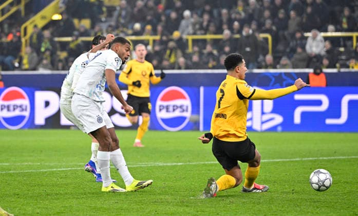 v l Andy Diouf Inter Milan scores the goal for 0 2, against Jobe Bellingham Borussia Dortmund , Action, Football Champions League, Borussia Dortmund Inter Milan, Matchday 8, on 28 01 2026 in Dortmund Germany UEFA regulations prohibit any use of photographs as image sequences and or quasi video Â