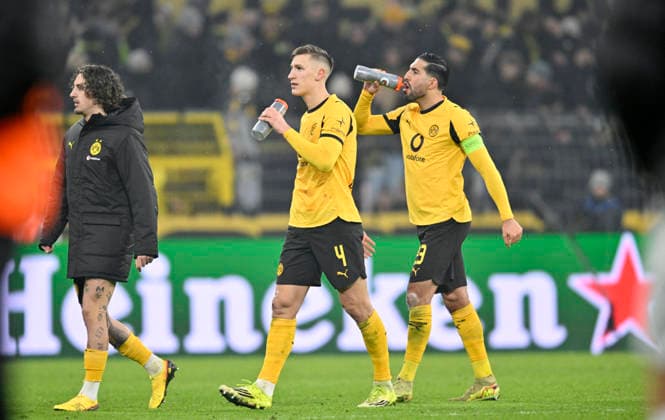v l Fabio Silva Borussia Dortmund , Nico Schlotterbeck Borussia Dortmund Emre Can Borussia Dortmund , disappointed after the match Football Champions League, Borussia Dortmund Inter Milan, Matchday 8, on 28 01 2026 in Dortmund Germany UEFA regulations prohibit any use of photographs as image sequences and or quasi video Â