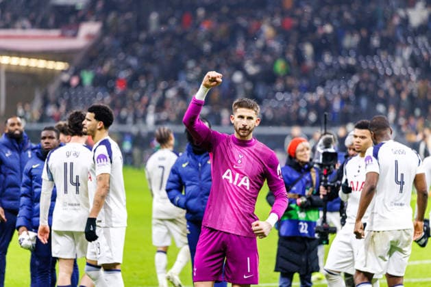 FRANKFURT, DEUTSCHLAND - JANUARY 28: Guglielmo Vicario (Tottenham Hotspur, 1) and teammates celebrate after the team s victory in the UEFA Champions League match between Eintracht Frankfurt vs. Tottenham Hotspur at Eintracht Frankfurt Stadium on matchday 8 of the League Phase on January 28, 2026 in Frankfurt, Deutschland. Hessen Deutschland Copyright: xStephanxHahnex