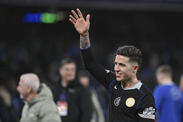 Napoli v Chelsea - UEFA Champions League NAPLES, ITALY, JANUARY 28: Enzo Fernandez, of Chelsea, waves to supporters at the end of the League phase UEFA Champions League football match between Napoli and Chelsea at the Diego Armando Maradona Stadium in Naples, Italy, on January 28, 2026. Chelsea defeated Napoli 3-2. Isabella Bonotto Anadolu Naples Italy. Editorial use only. Please get in touch for any other usage.  Copyright: x2026xAnadoluxIsabellaxBonottox