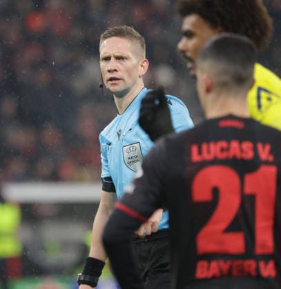 Referee Espen Eskas, UEFA Champions League, matchday 8, Bayer 04 Leverkusen v FC Villarreal, Bayarena Leverkusen, Germany, 28 01 2026