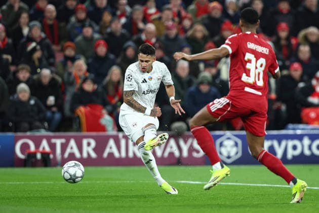 . - Liverpool v Qarabag FK, UEFA Champions League, League Phase, Anfield Stadium, Liverpool, England. - 28th January 2026. (C) Ian Stephen Crystal Pix Camilo Duran of Qarabag FK shoots at goal. - Liverpool v Qarabag FK, UEFA Champions League, League Phase, Anfield Stadium, Liverpool, England. - 28th January 2026. (C) Ian Stephen Crystal Pix Copyright: xIanxStephenx CP_Liverpool_Qarabag_Ian_Stephen_280126_CP53