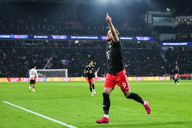 EINDHOVEN - Harry Kane of FC Bayern Munich celebrates the 1-2 goal during the UEFA Champions League match between PSV Eindhoven and FC Bayern Munich at the Phillips Stadium on January 28, 2026, in Eindhoven, Netherlands. BART STOUTJESDIJK ANP UEFA Champions League 2025-2026 xVIxANPxSportx xxANPxIVx 548929491 originalFilename: 548929491.jpg