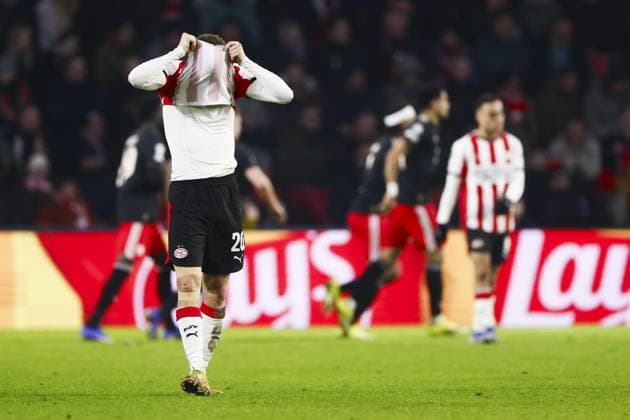 EINDHOVEN - Guus Til of PSV Eindhoven is disappointed after the 1-2 draw during the UEFA Champions League match between PSV Eindhoven and FC Bayern Munich at the Phillips Stadium on January 28, 2026, in Eindhoven, Netherlands. SEM VAN DER WAL ANP UEFA Champions League 2025-2026 xVIxANPxSportx xxANPxIVx 548929501 originalFilename: 548929501.jpg