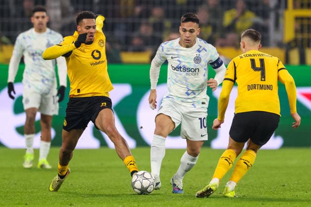 DORTMUND, GERMANY - JANUARY 28: Felix Nmecha of Borussia Dortmund and Lautaro Martinez of FC Internazionale battle for the ball during the UEFA Champions League 2025 26 League Phase MD8 match between Borussia Dortmund and FC Internazionale Milano at BVB Stadion Dortmund on January 28, 2026 in Dortmund, Germany. (Photo by Rene Nijhuis) SPO  Copyright: xRenexNijhuis