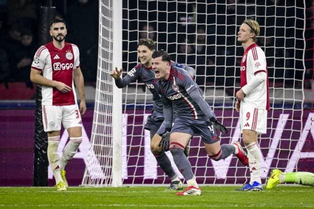 AMSTERDAM (l-r)Josip Sutalo of AFC Ajax, Giulian Biancone of Olympiakos Piraeus celebrate the 2-1 goal, Kasper Dolberg of AFC Ajax during the UEFA Champions League match between AFC Ajax and Olympiakos Piraeus at the Johan Cruijff ArenA on January 28, 2026, in Amsterdam, Netherlands. OLAF KRAAK ANP UEFA Champions League 2025-2026 xVIxANPxSportx xxANPxIVx 548930221 originalFilename: 548930221.jpg