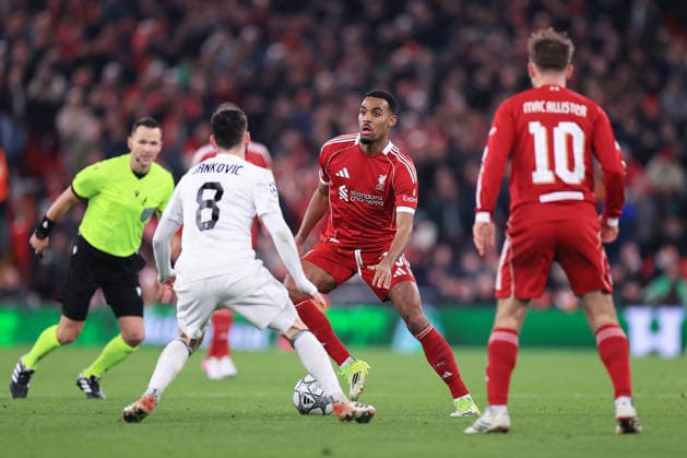 Fußball UEFA Champions League League-Phase Liverpool gegen Qarabag 28. Januar 2026 UEFA Champions League League-Phase Liverpool gegen Qarabag Ryan Gravenberch von Liverpool Foto Simon Stacpoole Abseits Manchester UK  Copyright: xSimonxStacpoolexOffside
